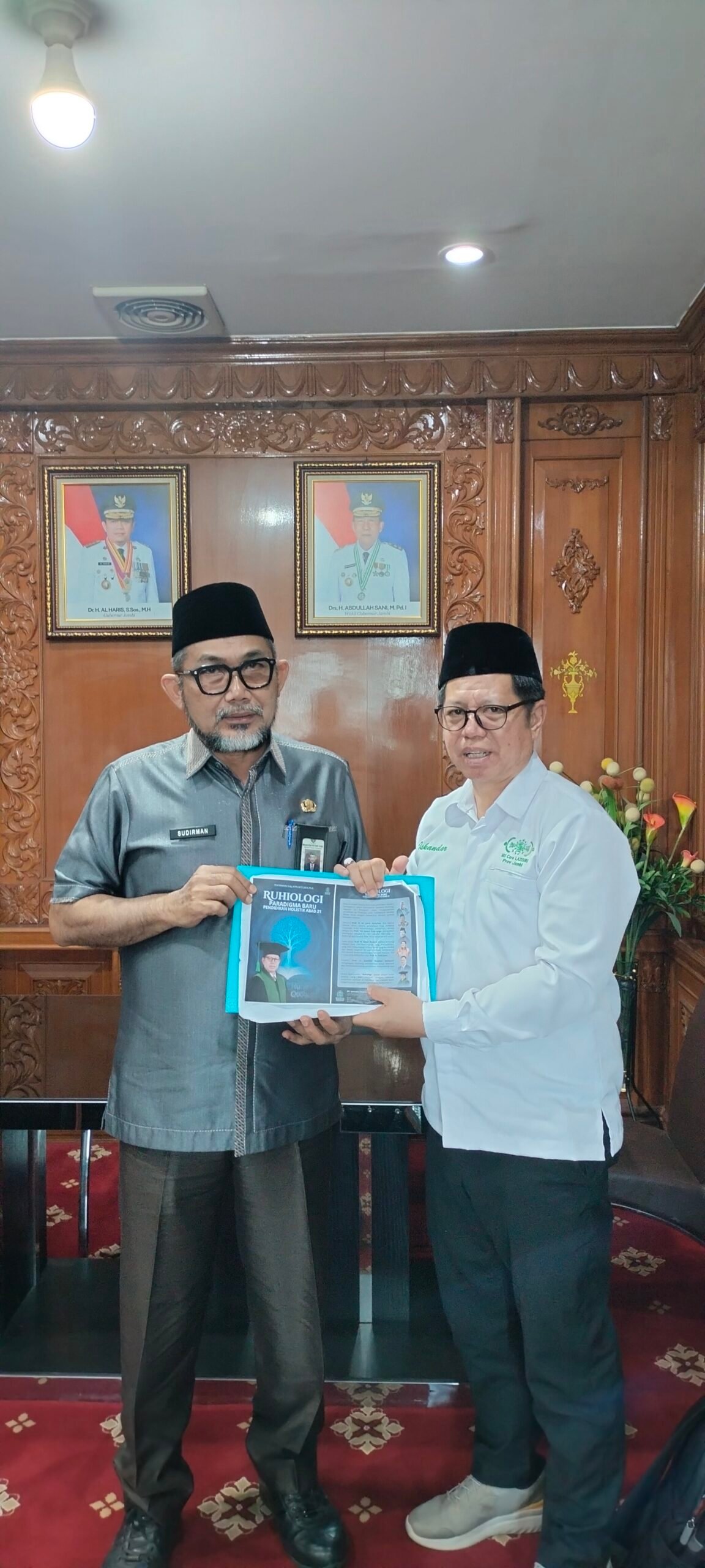 Pemprov Jambi untuk Teori “Ruhiologi” Prof. Iskandar: Menambal Kekosongan Pendidikan Karakter
