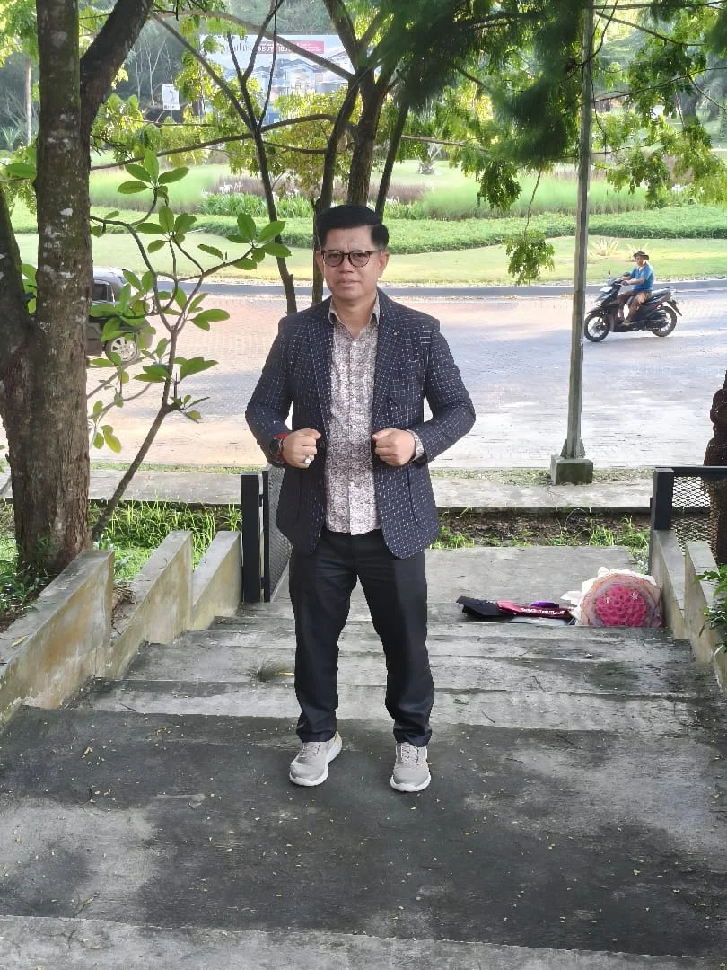 Digital Mikraj: Saat Sinyal Wi-Fi Lebih Dicari daripada Sinyal Arasy”